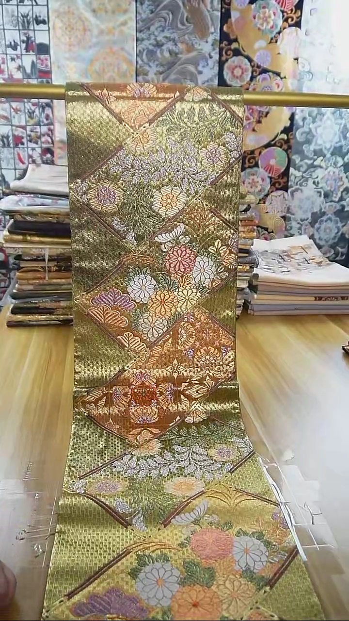 【闪购商品】织绣131 六通彩金花卉特价