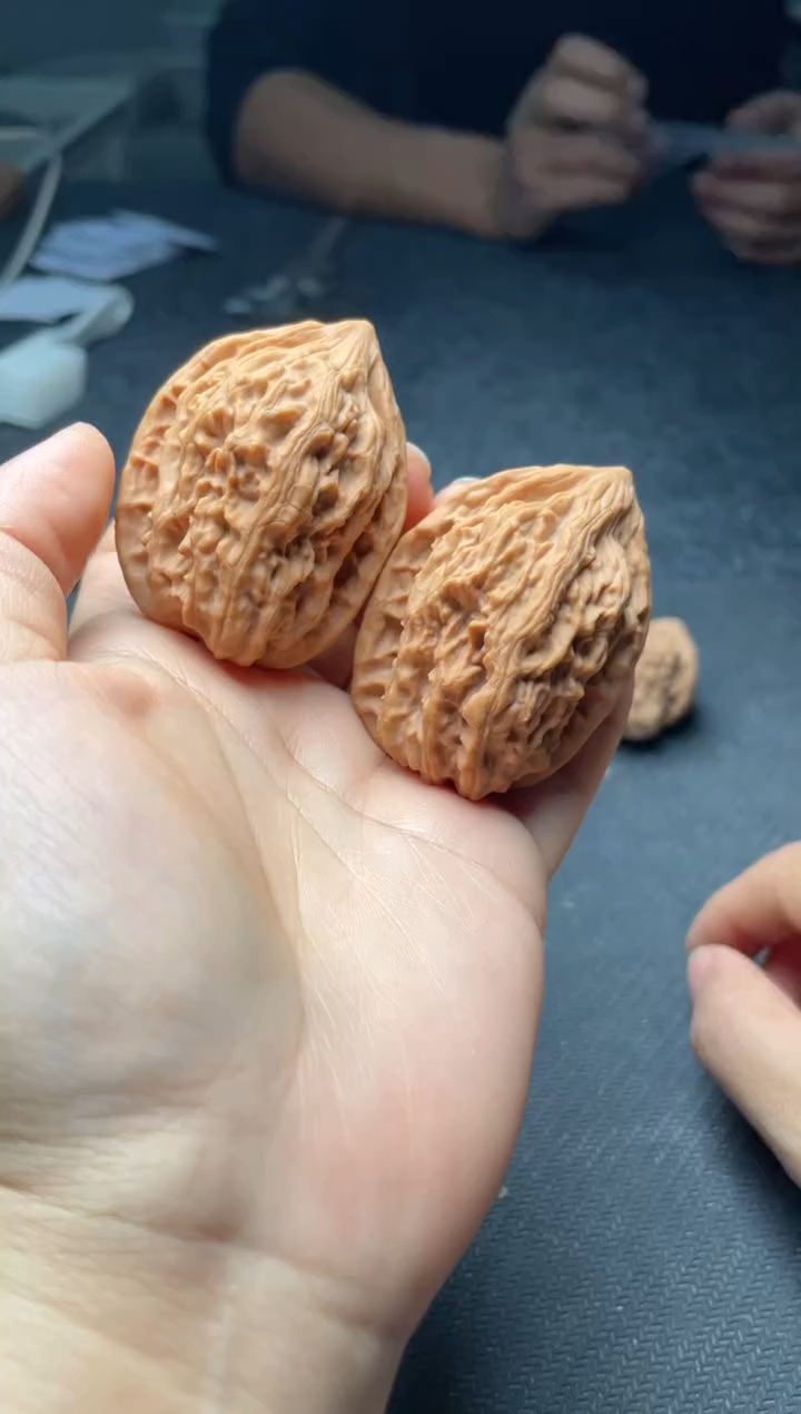 把件文玩核桃w208  鸡心 41尺