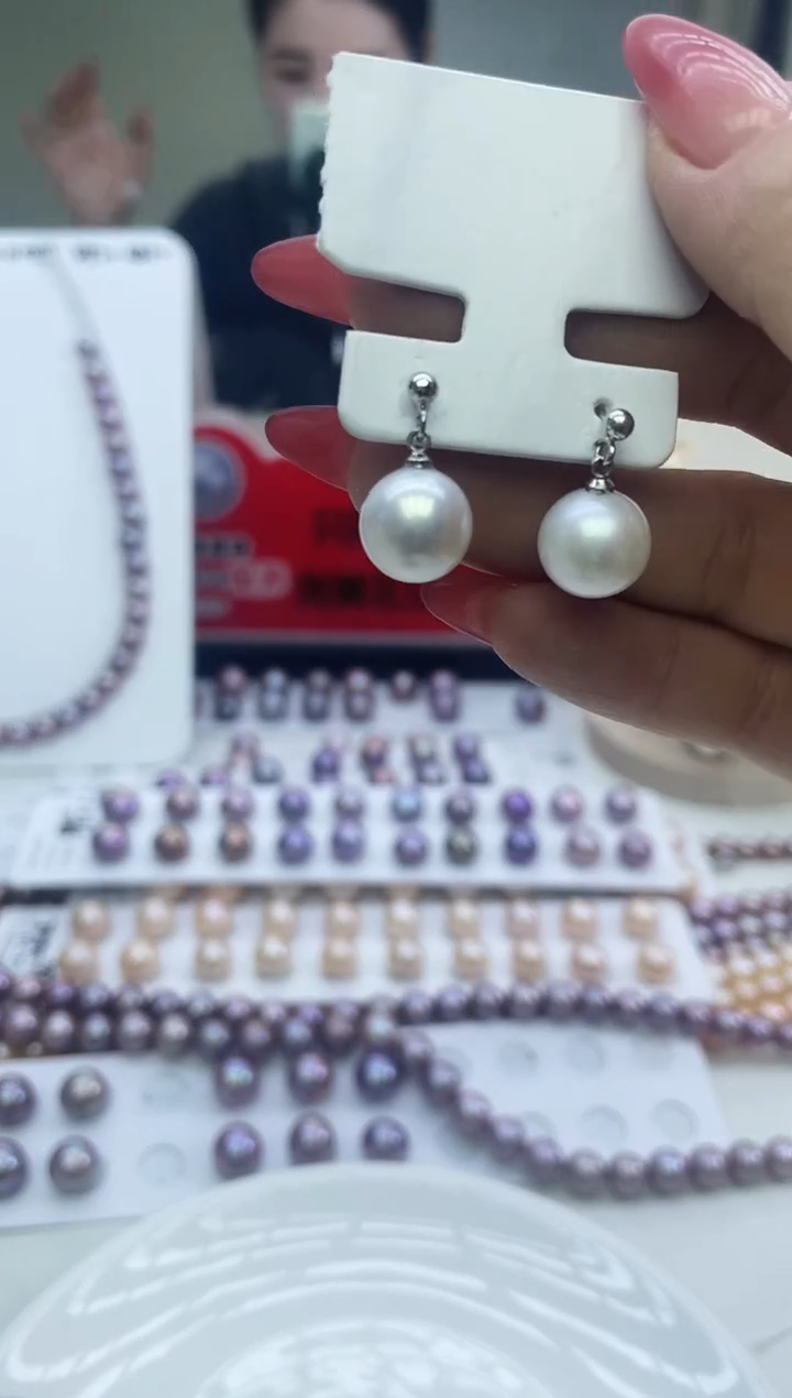未镶嵌耳饰淡水珍珠白色系耳饰