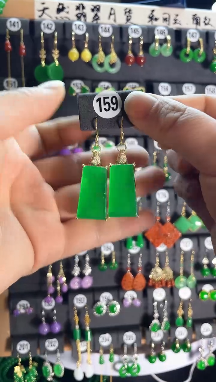 【闪购商品】翡翠耳饰银S925镶嵌老159.