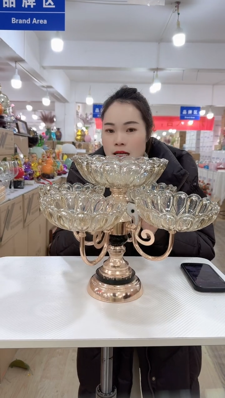 【闪购商品】无铅玻璃迪喜花器-g-早