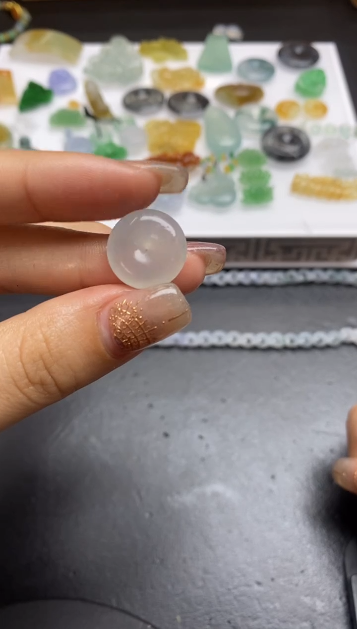 【闪购商品】定制翡翠未镶嵌翡翠毛货~