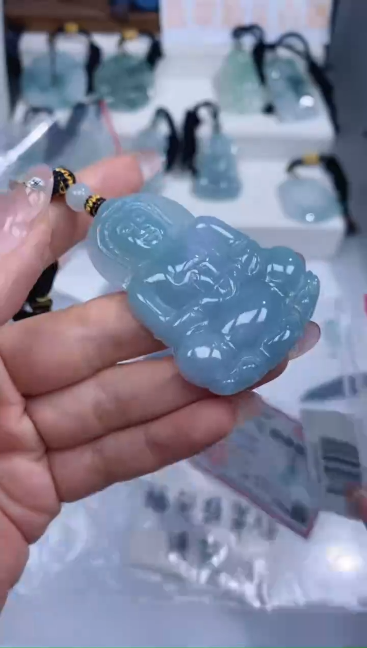 颈饰未镶嵌翡翠吊坠