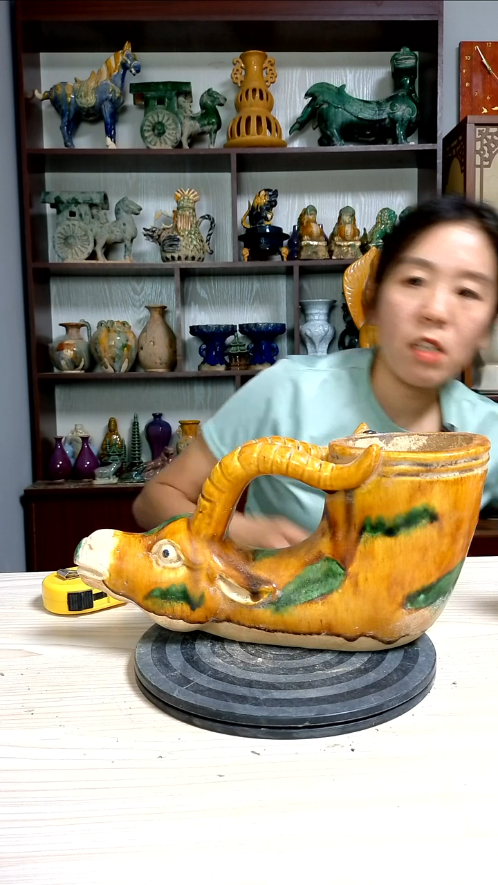 经典精美复古风格瓷器