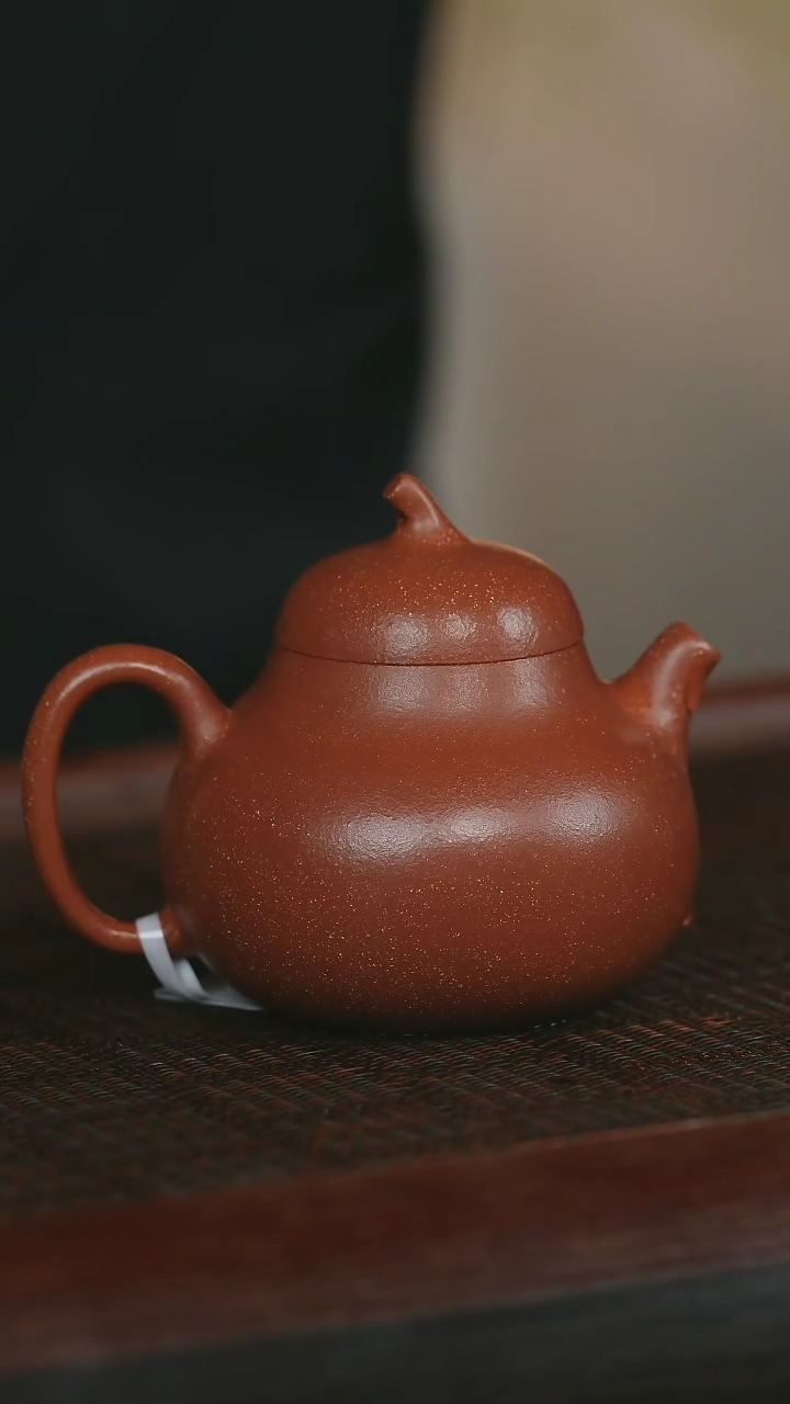 【闪购商品】紫砂茶壶34 原矿紫砂壶 茄瓜 降坡