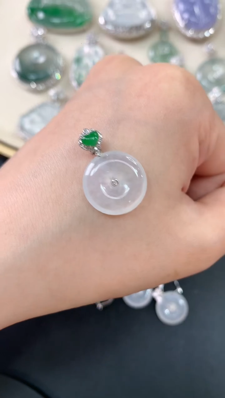 【闪购商品】翡翠吊坠(不含链)18K金镶嵌A612|1800