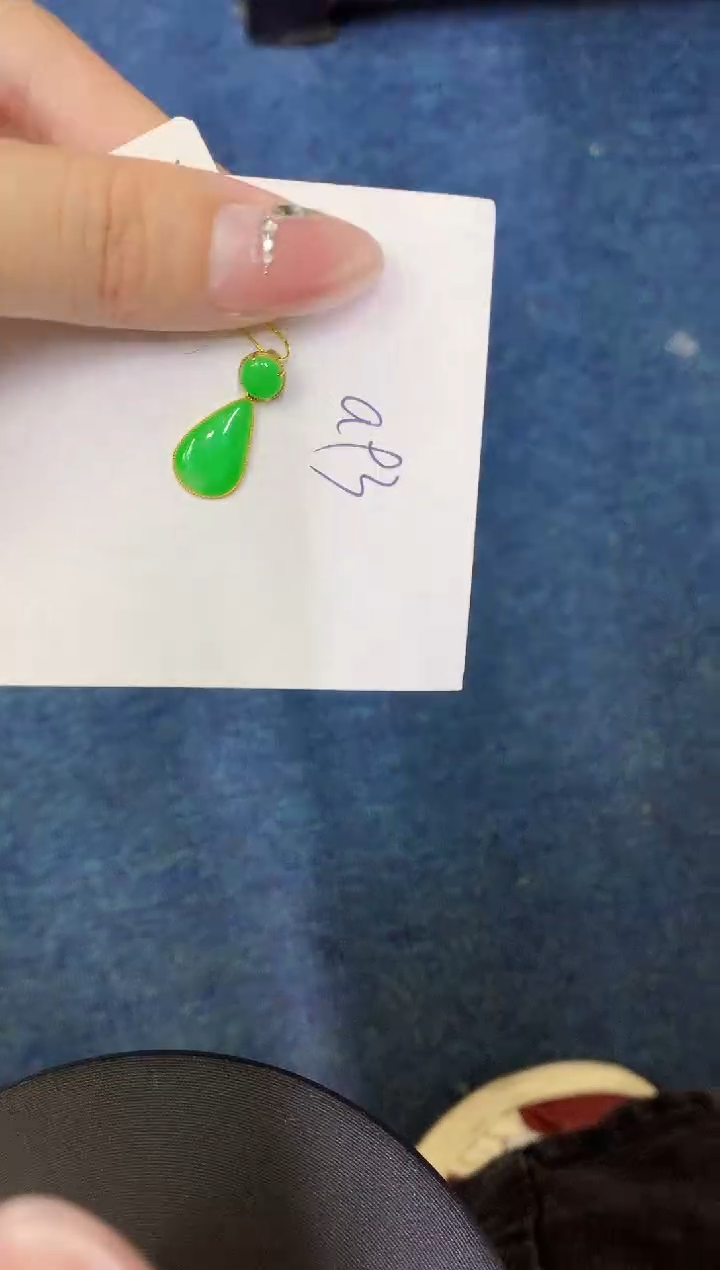 【闪购商品】翡翠颈饰18K金镶嵌000000000000