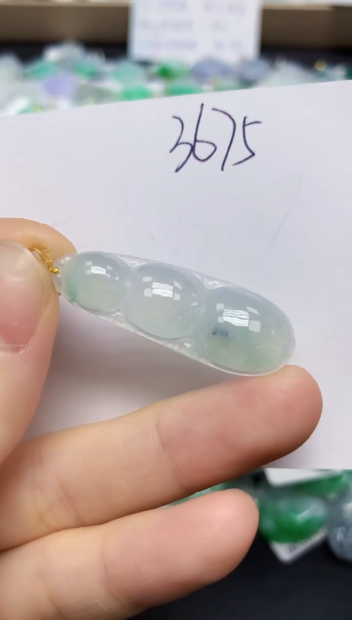 翡翠18K金镶嵌颈饰天然缅甸翡翠A货
