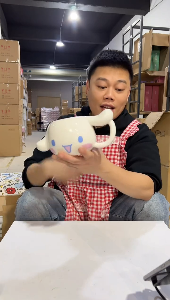 【闪购商品】杯玉桂狗头杯 陶瓷材质