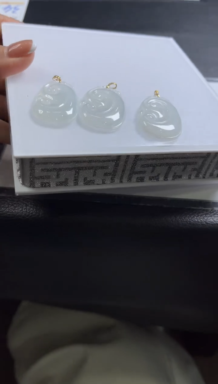 【闪购商品】翡翠颈饰18K金镶嵌M115多样性发一件/配绳子