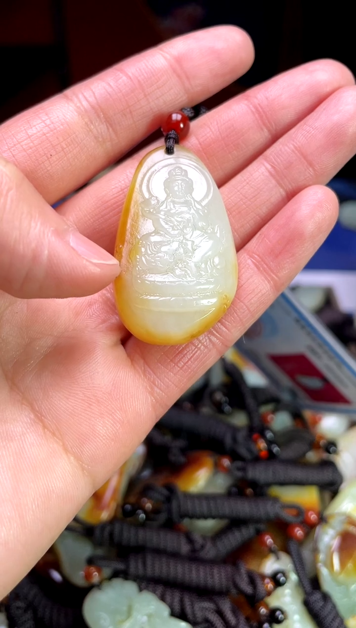 【闪购商品】和田玉颈饰未镶嵌3