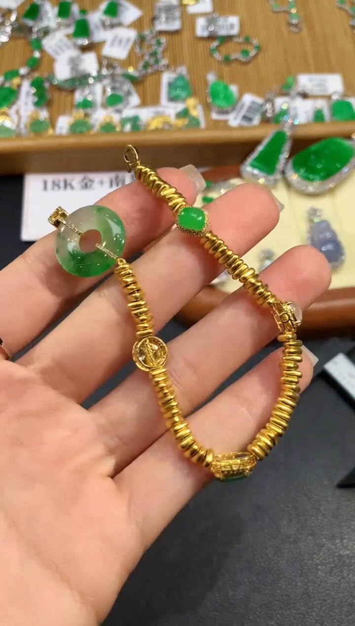【闪购商品】翡翠手链18K金镶嵌ZSH2806