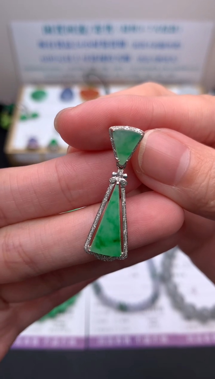 【闪购商品】定制翡翠18K金镶嵌模式推广期24小时鉴赏期