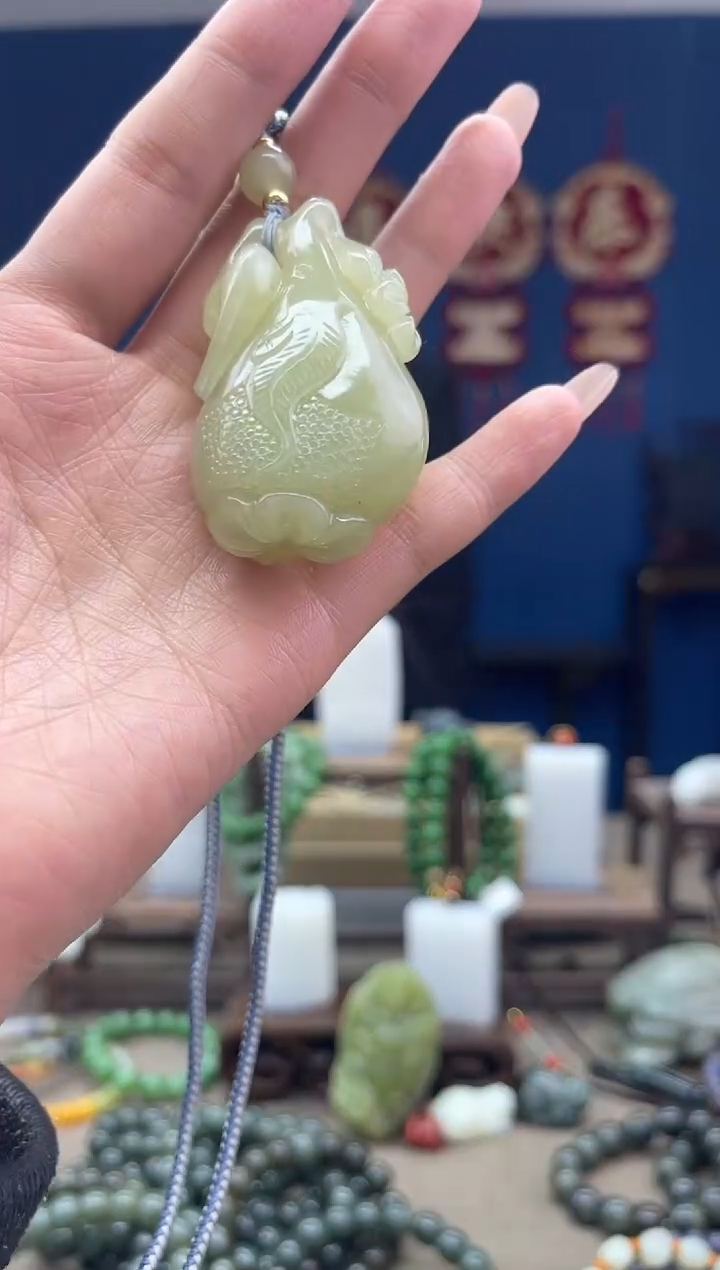【闪购商品】和田玉颈饰未镶嵌1