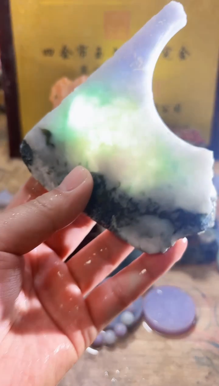未镶嵌挂件翡翠A货常星7685