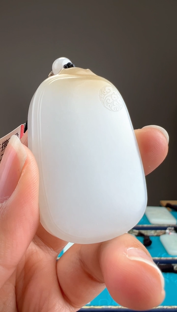 【闪购商品】和田玉颈饰未镶嵌1