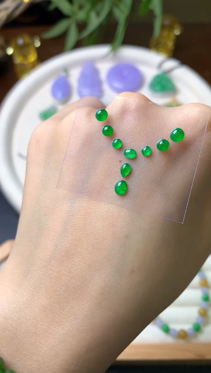 【闪购商品】定制翡翠未镶嵌裸石（镶嵌定制）