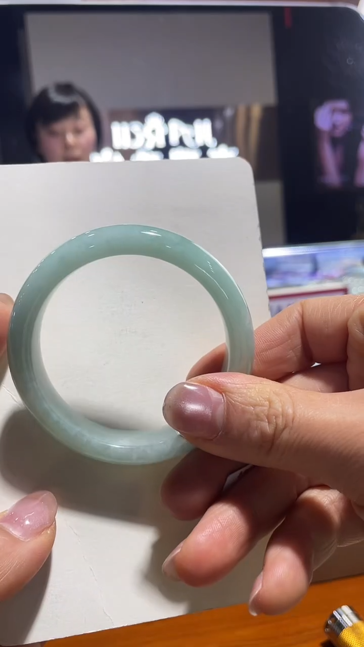 【闪购商品】翡翠手镯未镶嵌11号
