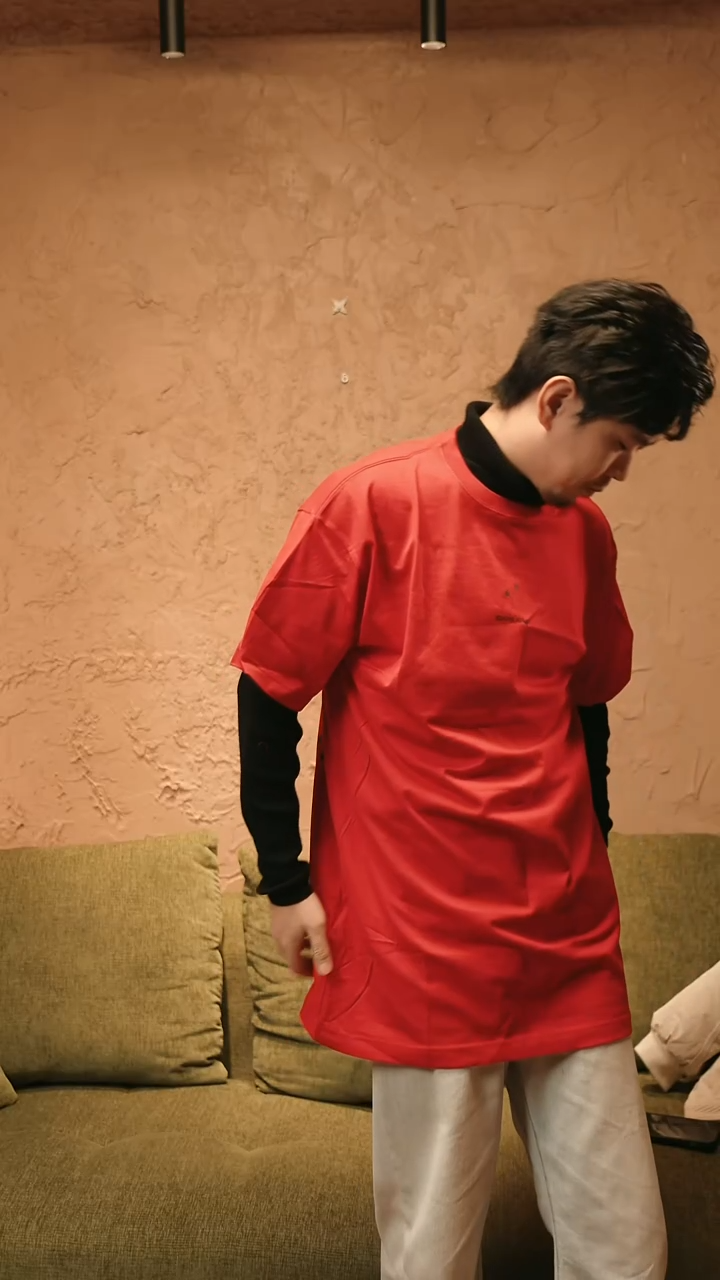 BLACKBRONZE主线红色T恤