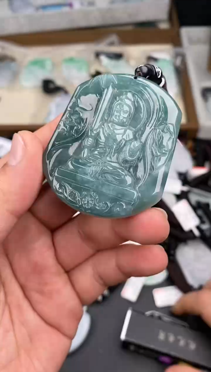 【闪购商品】翡翠颈饰未镶嵌  天然翡翠，一物一图