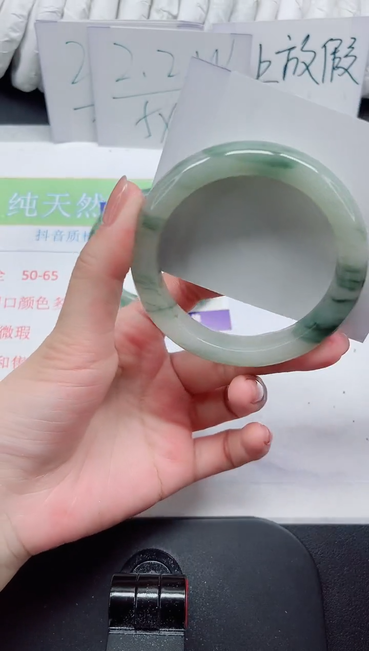 【闪购商品】石英质玉手镯未镶嵌332#55.9