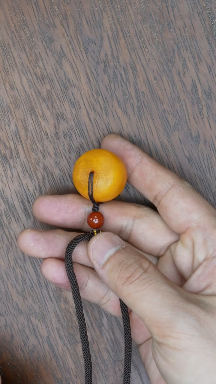 【闪购商品】琥珀裸石未镶嵌老蜡橘皮墩子吊坠多样性发其一