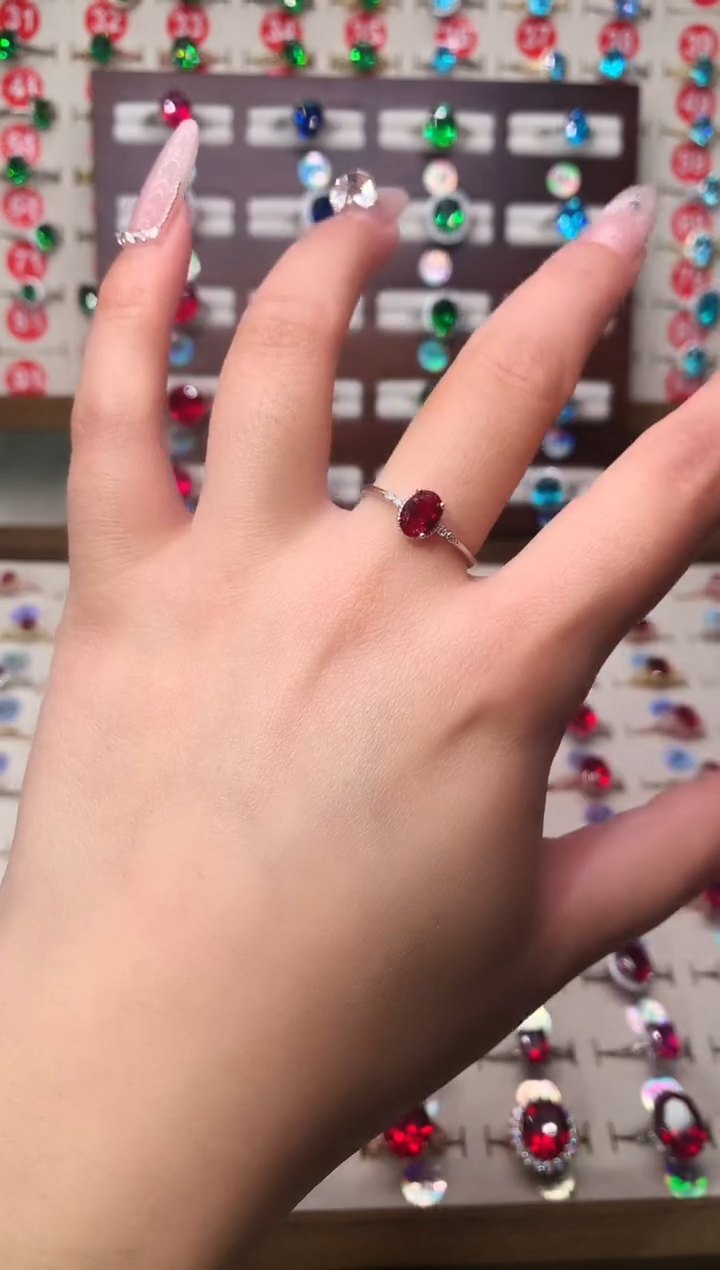 银S925镶嵌戒指红宝石5*7 酒红 银托