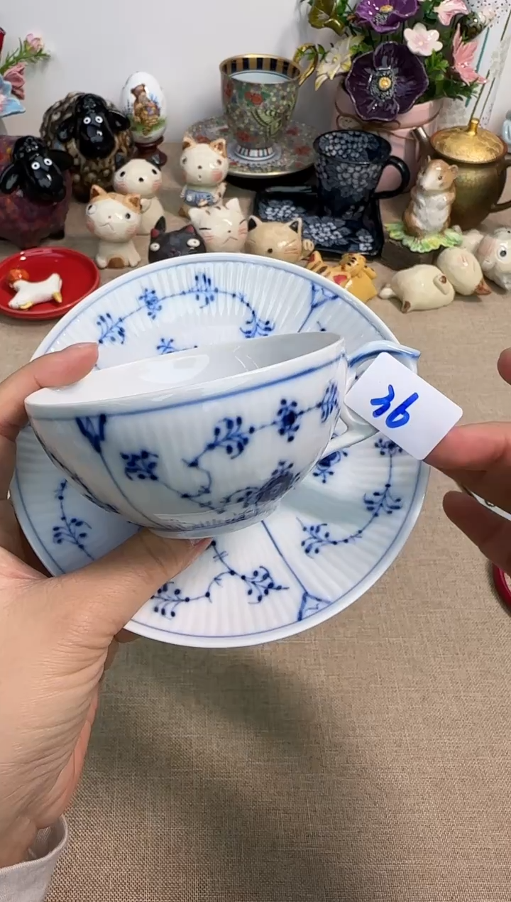 瓷片泡泡家的瓷器真好看