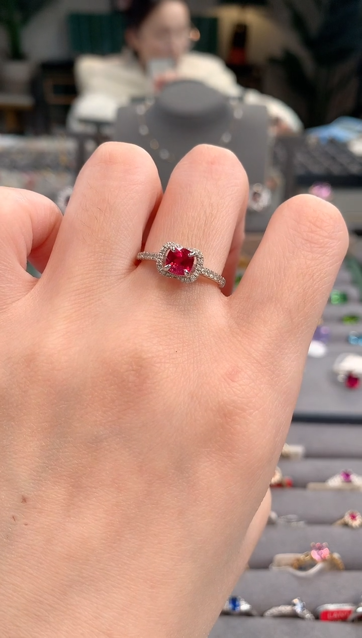 【闪购商品】碧玺戒指18K金镶嵌碧玺戒指