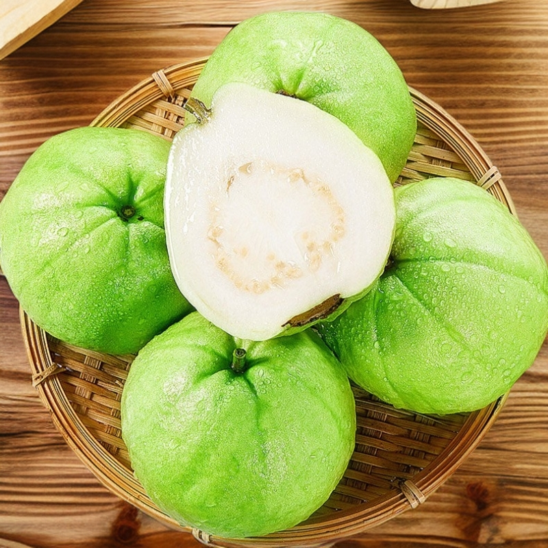 广西番石榴白心奶油芭乐新鲜热带水果摘现清脆清甜芭乐