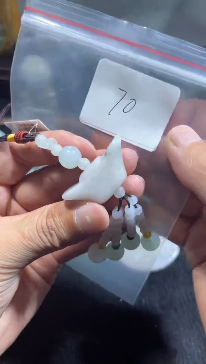 【闪购商品】翡翠颈饰未镶嵌00000070