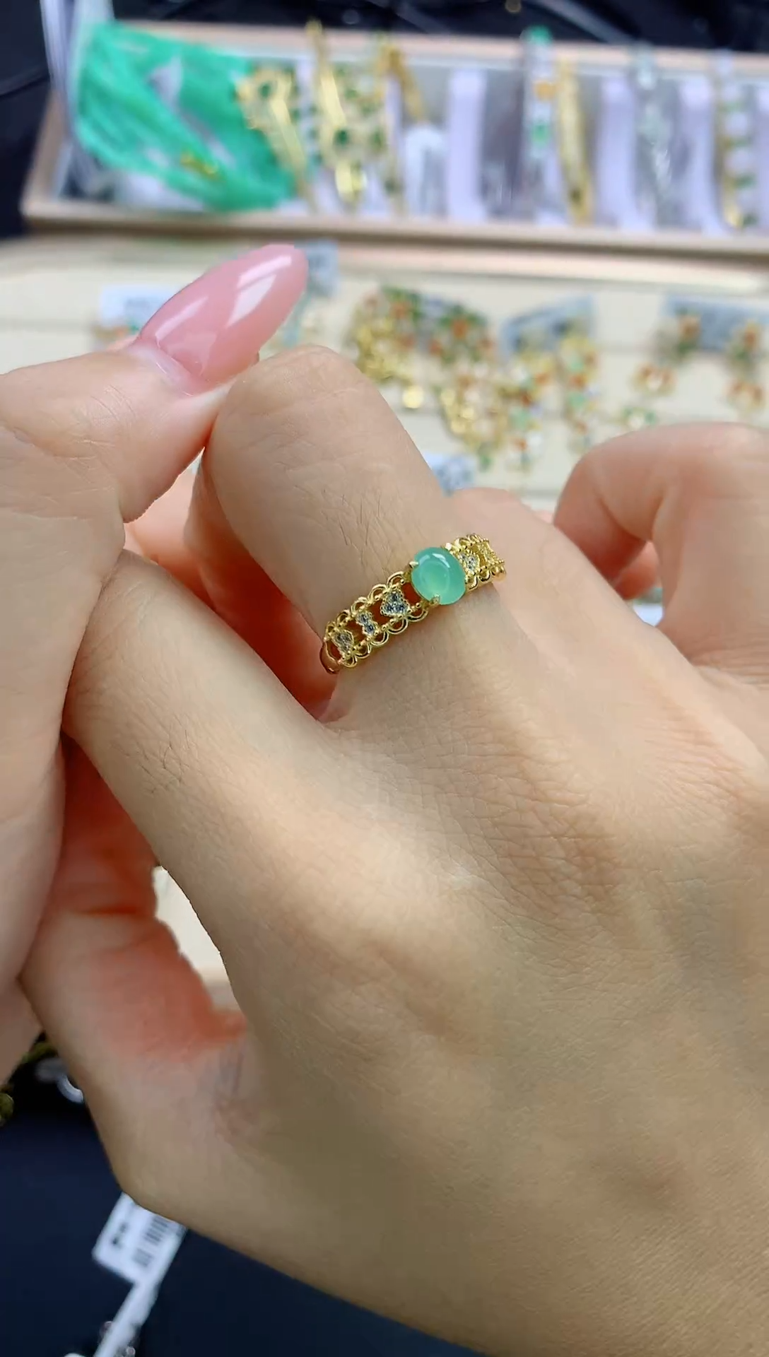 翡翠银S925镶嵌颈饰翡翠 银S925镶嵌 1111