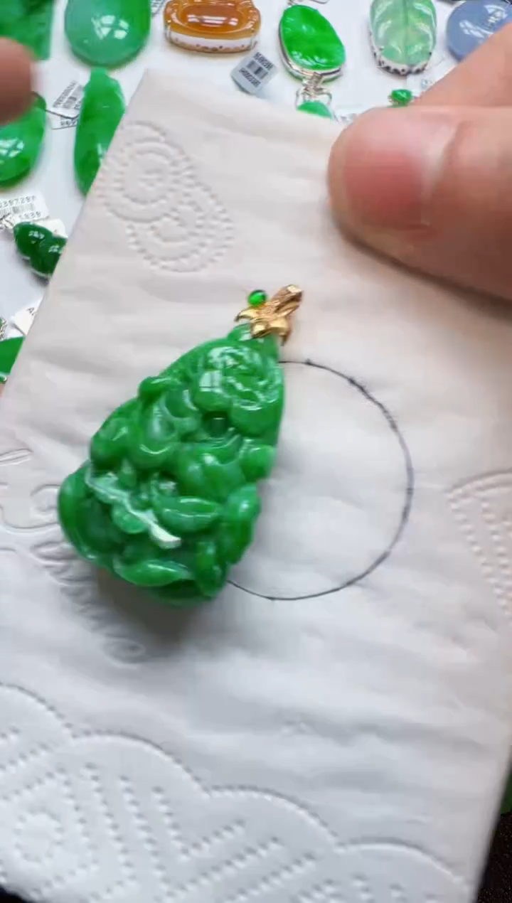 【闪购商品】定制翡翠18K金镶嵌1680元