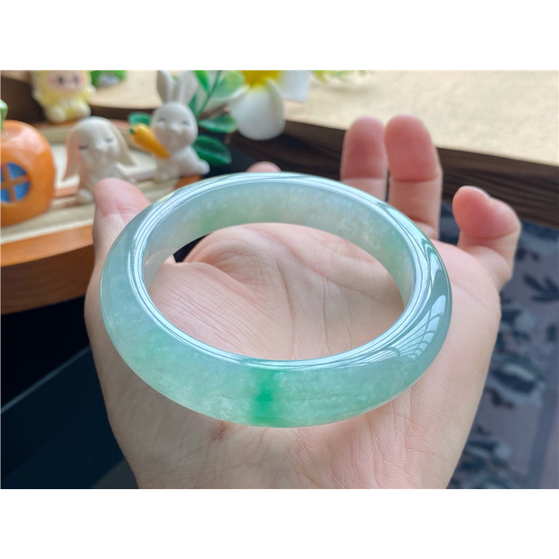 04.02批冰飘翠绿果冻镯2600号55.5-12.3-9天然翡翠