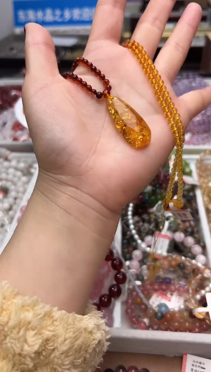 【闪购商品】水晶手链未镶嵌花珀项链