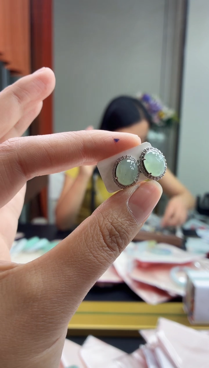 颈饰银S925镶嵌翡翠11111111