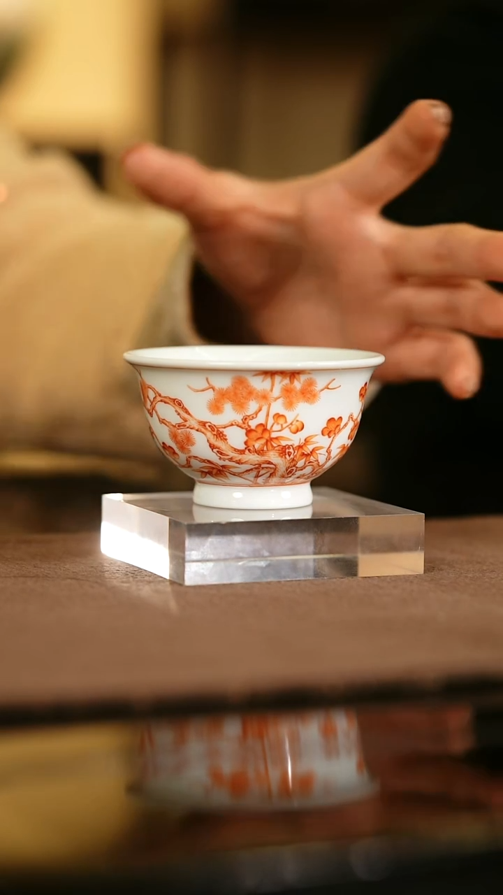 瓷瓷姑娘溢珍堂矾红松竹梅压手杯