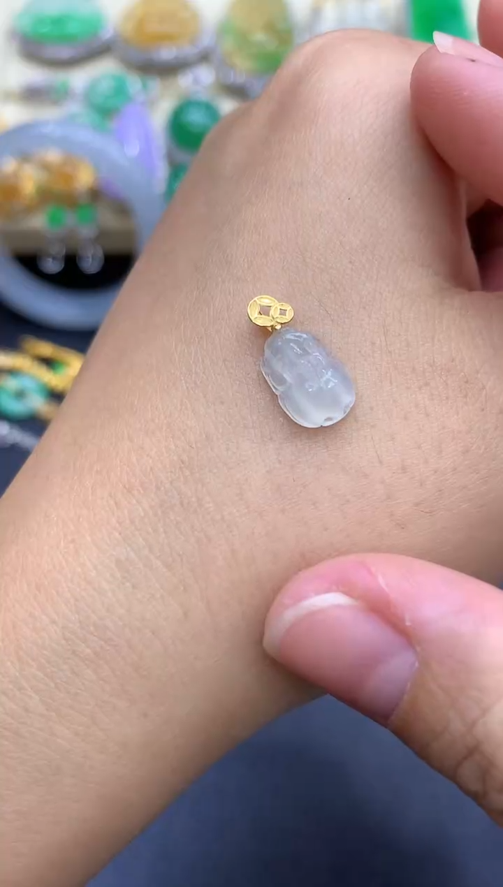 颈饰18K金镶嵌翡翠94-中国好珍宝