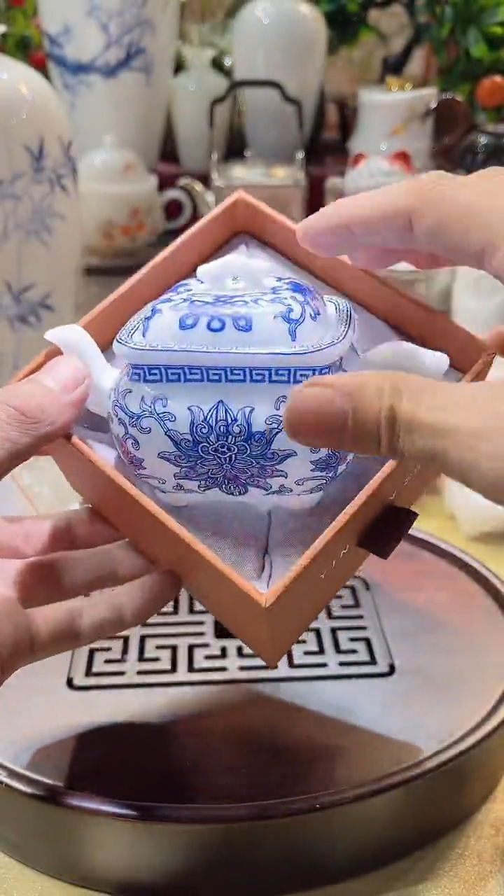 瓷片德艺茶器直播间@@冰种4方缠枝莲