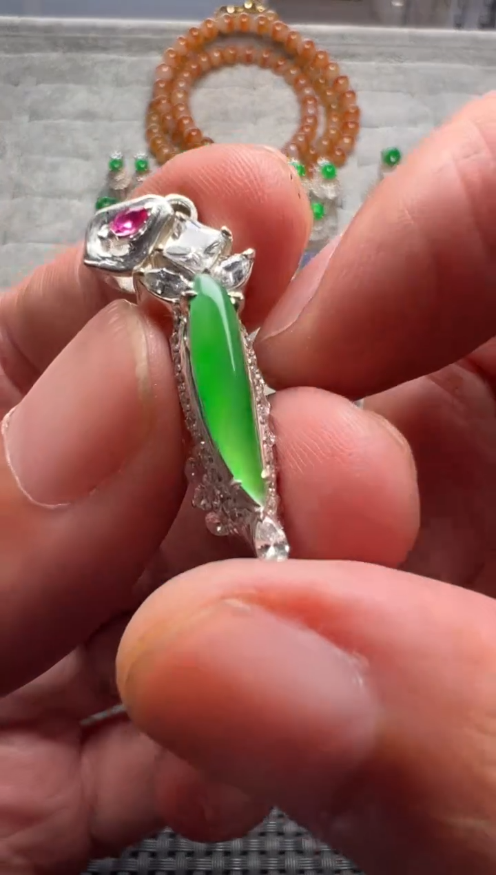 未镶嵌定制翡翠缅甸A货翡翠