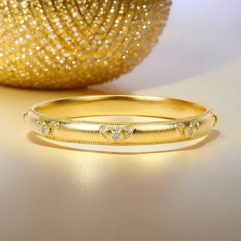 足银手镯 HOTITIN蝴蝶手镯立体刻丝密钉微镶款 古法999工艺手镯