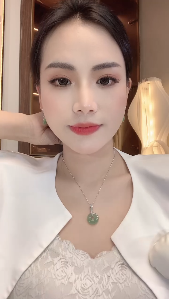 【闪购商品】翡翠18K金镶嵌吊坠(不含链)C60