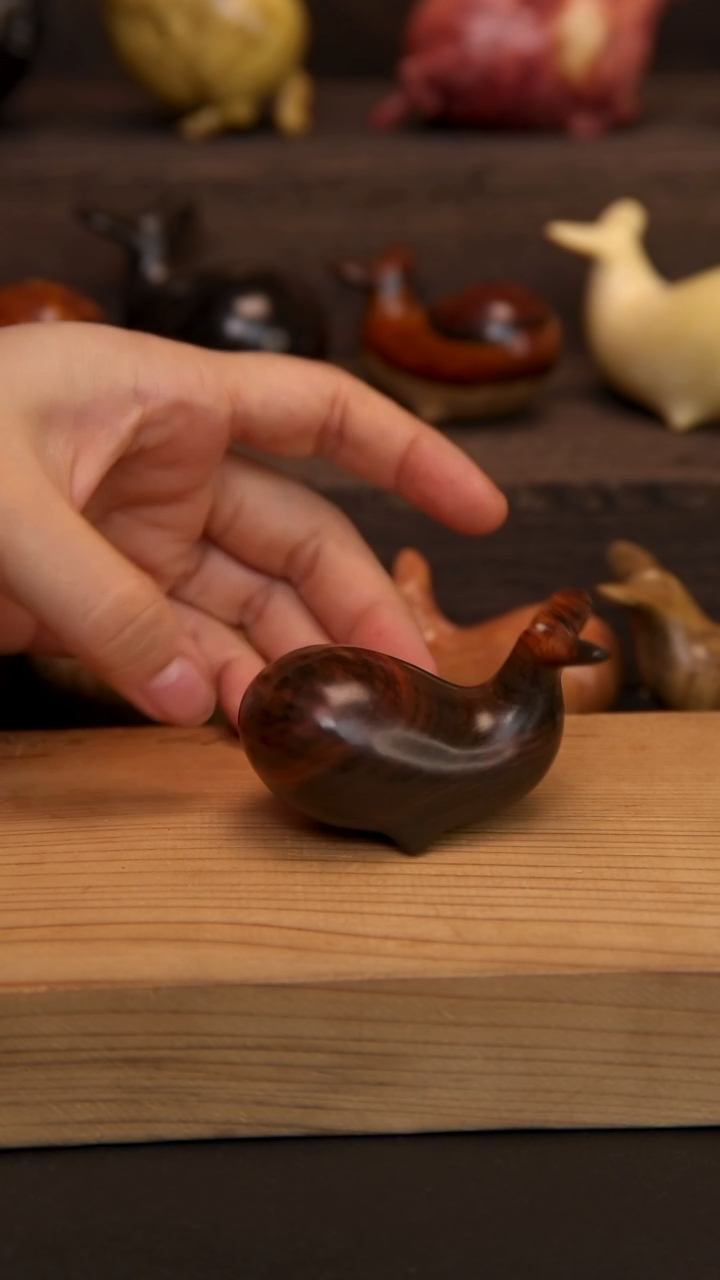 交趾黄檀（大红酸枝）酸枝鲸鱼