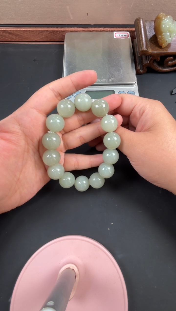 手串未镶嵌和田玉且末微色差近矿卡16手串