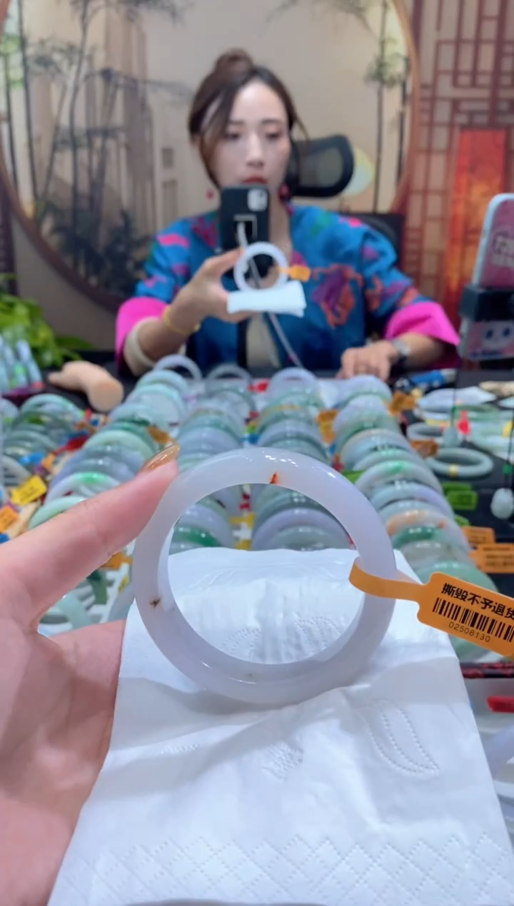 未镶嵌手镯翡翠000089409