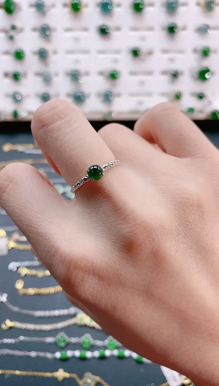 【闪购商品】翡翠戒指银S925镶嵌天然翡翠
