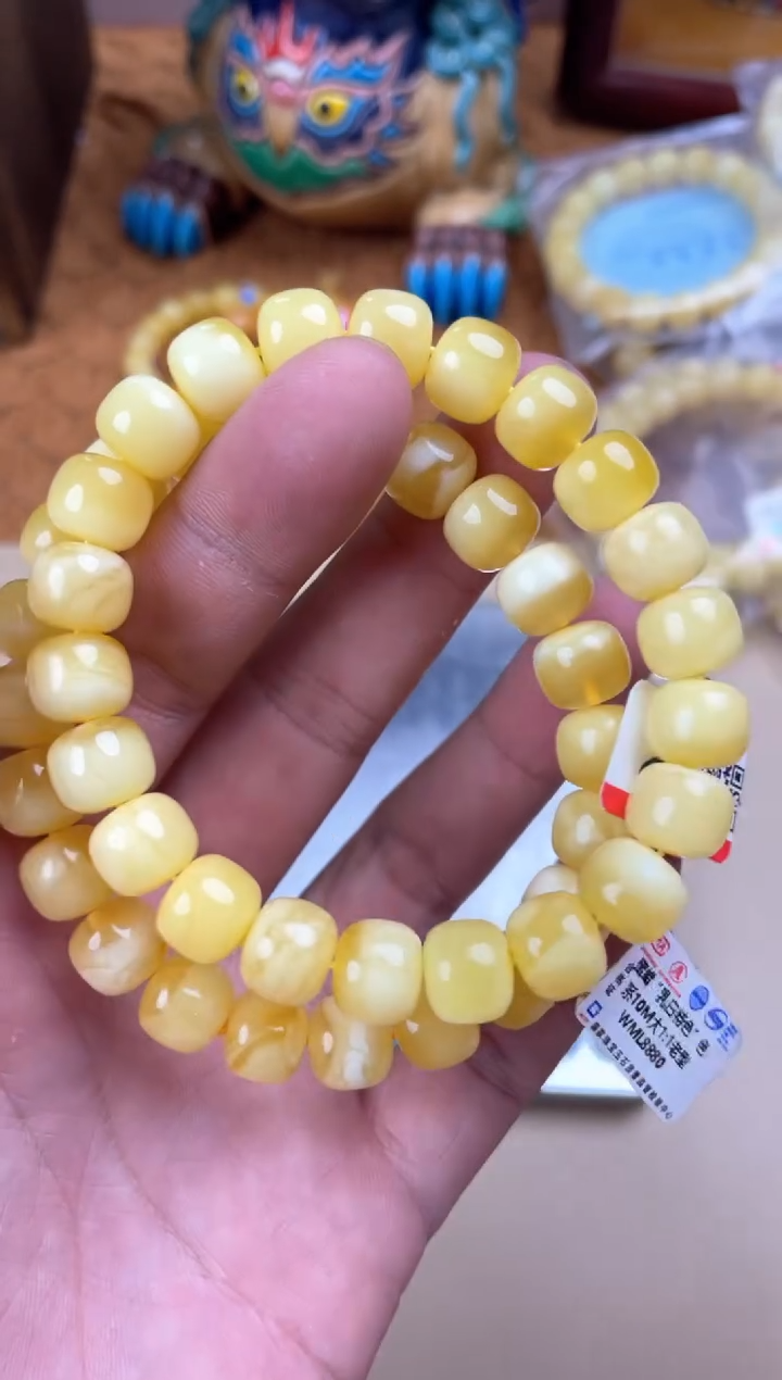 裸石蜜蜡未镶嵌WML8880多样性发其中一件