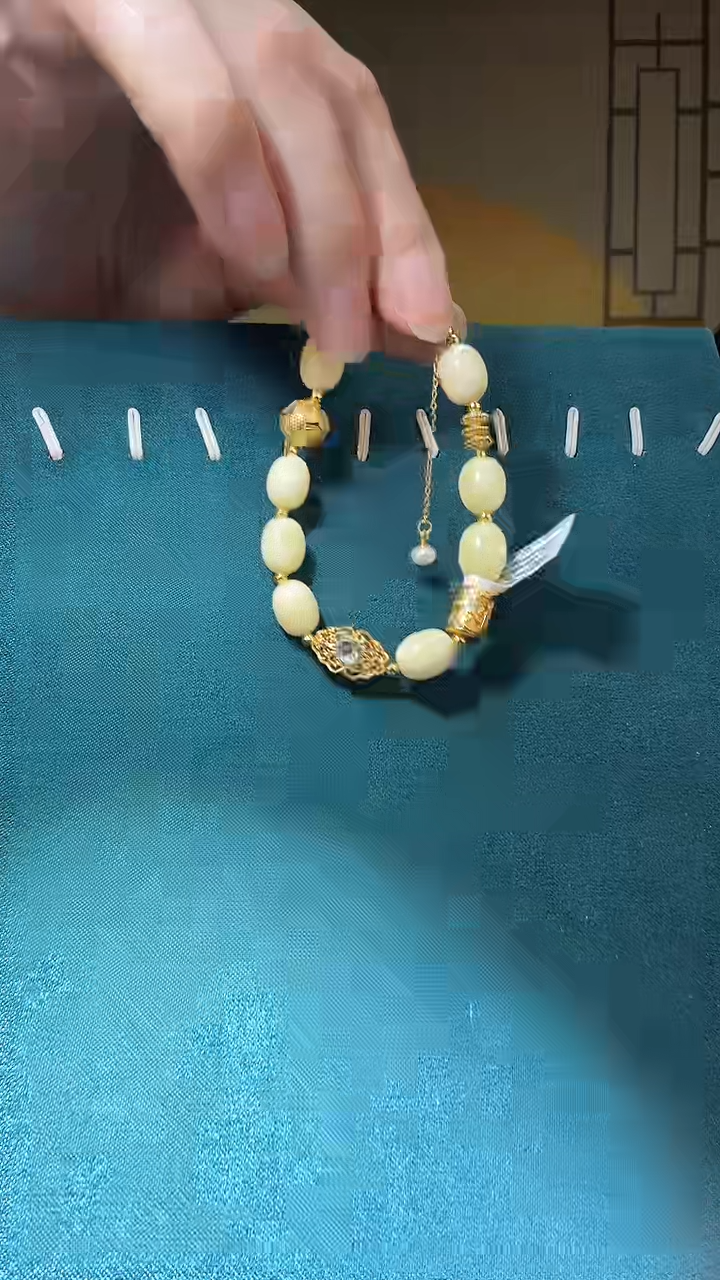 【闪购商品】琥珀裸石未镶嵌H1287天然蜜蜡