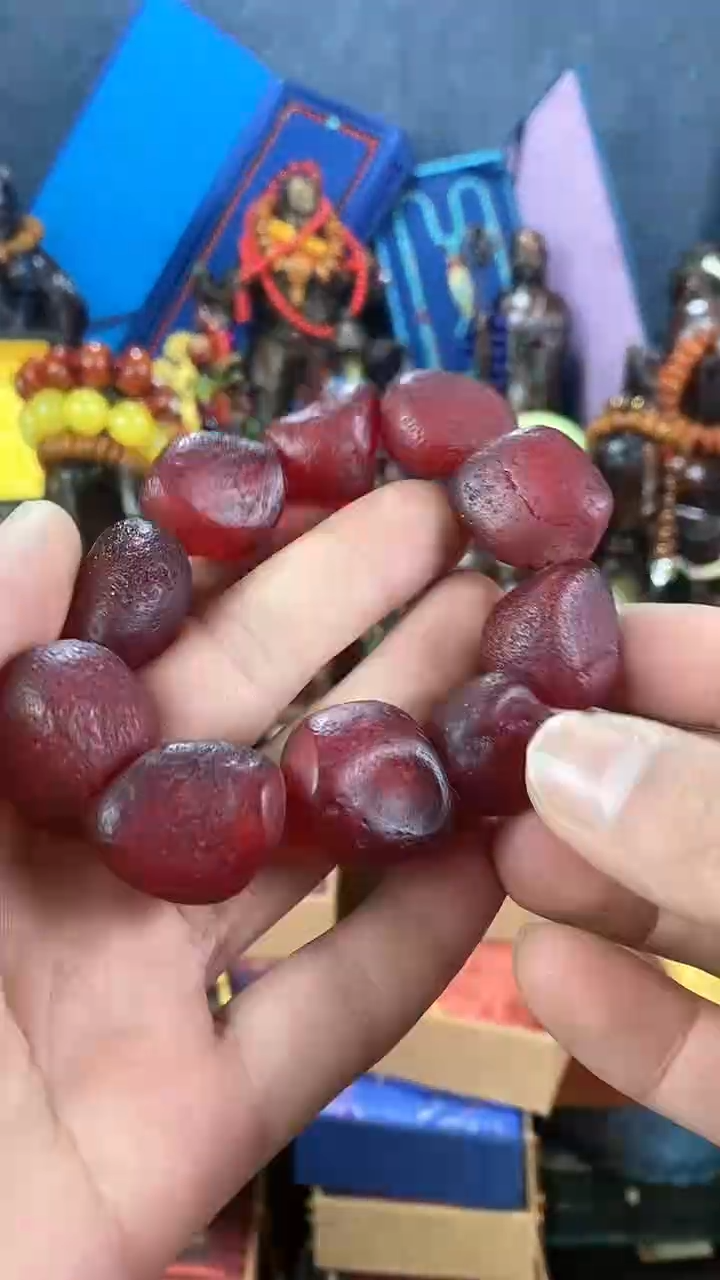 【闪购商品】琥珀颈饰未镶嵌猪妹精品链接摆件