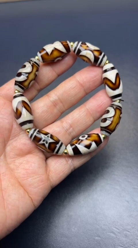 玛瑙/玉髓手串未镶嵌藏式经典多宝手串